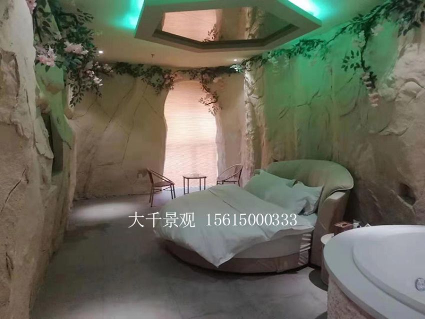 點(diǎn)擊查看詳細(xì)信息<br>標(biāo)題：綠植墻 閱讀次數(shù)：1497