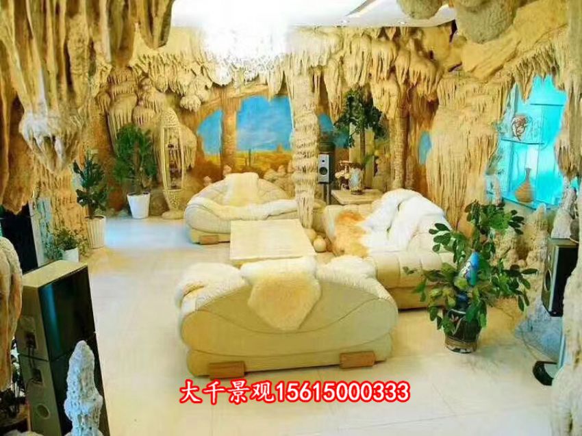 點(diǎn)擊查看詳細(xì)信息<br>標(biāo)題：溶洞民宿 閱讀次數(shù)：1335